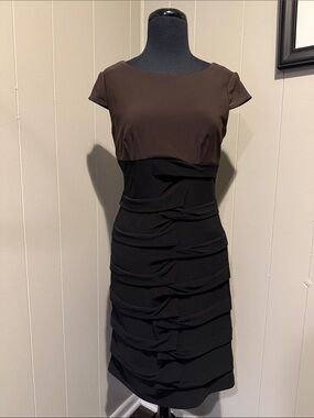 B44 Adrianna Papell Women’s Brown and Black Ruched Midi Dress